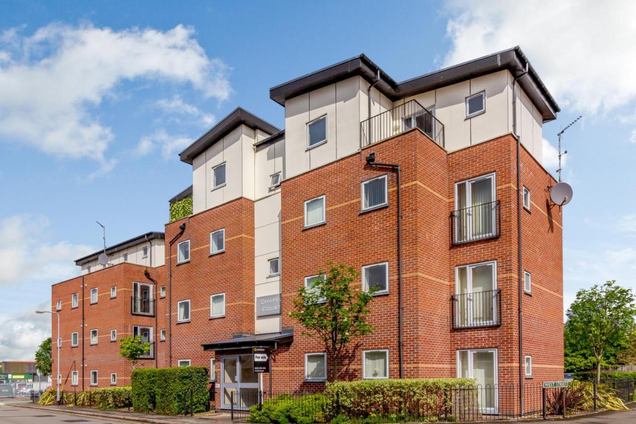 Chapel Court Apartments แคนน็อค ภายนอก รูปภาพ